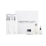 Deal de Noël Skin Care Set Hydratation + Glow Cleans Sonic Brush + Sculp Roller + Satin Eye Mask + White Bag